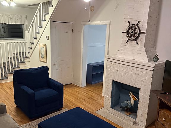 2nd image of 2299 Auburn Ave