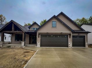 4653 Legacy Dr, Canfield, OH 44406