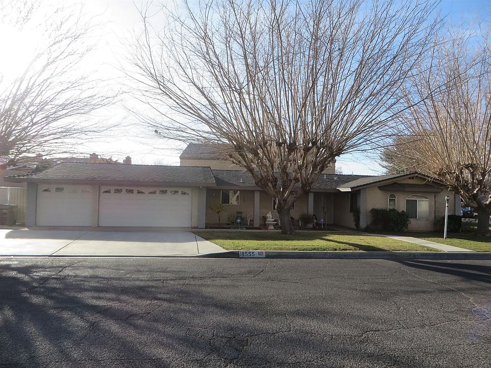 1st image of 18555 Niagara Dr