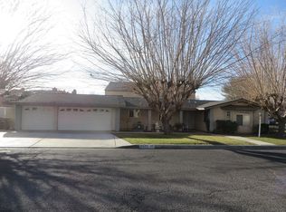 18555 Niagara Dr, Victorville, CA 92395