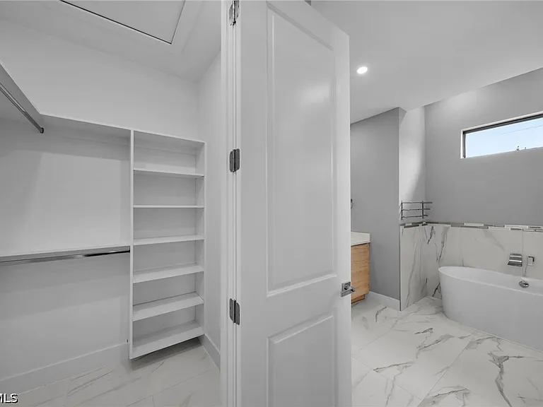 1201 SW 8th Pl — Photo 20