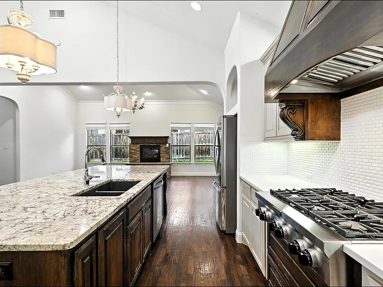 1733 Adalina Dr — Photo 18