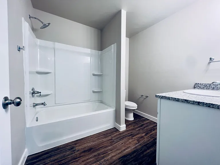 2132 Kirksey Ave — Photo 12