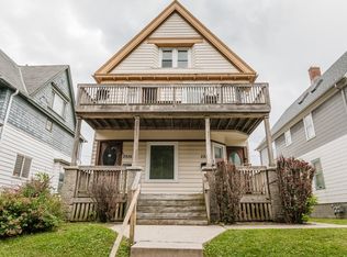 2934 N Cramer St #2936, Milwaukee, WI 53211