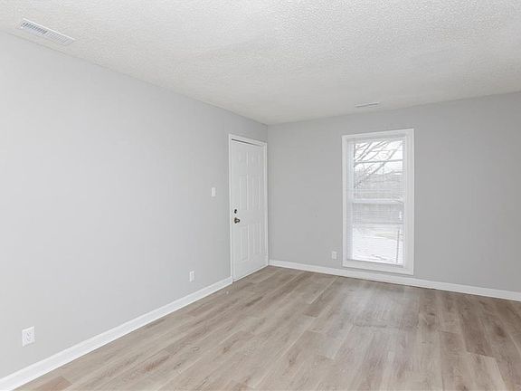 5th image of 1023 Green St #0