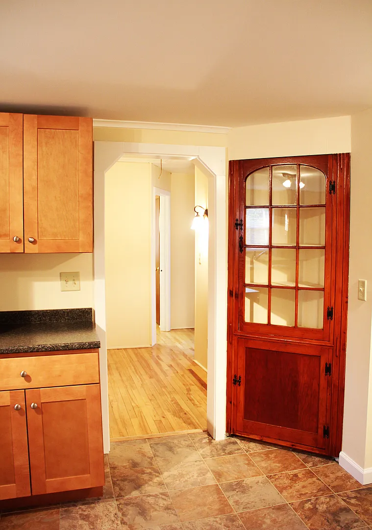 68 Chase St — Photo 4
