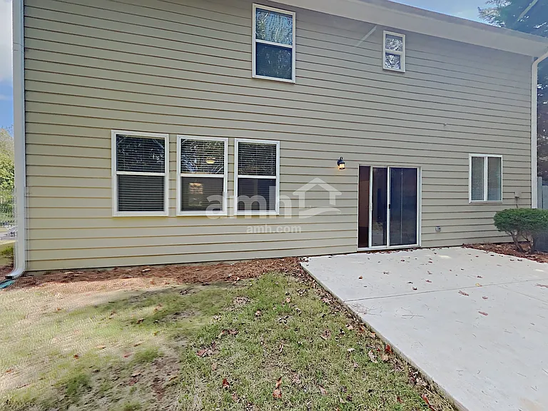407 Howell Xing — Photo 25