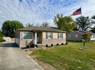 104 N Broadway St, Summitville, IN 46070