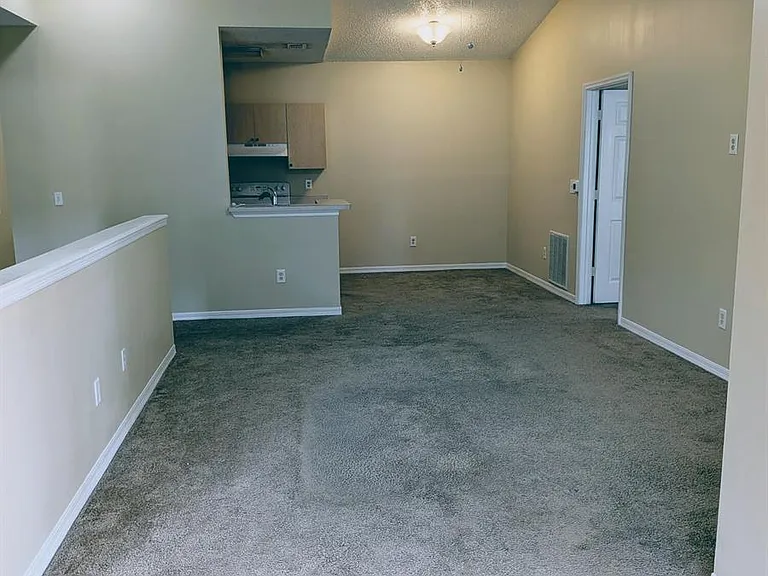 10348 Fox Trail Rd S #513 — Photo 7