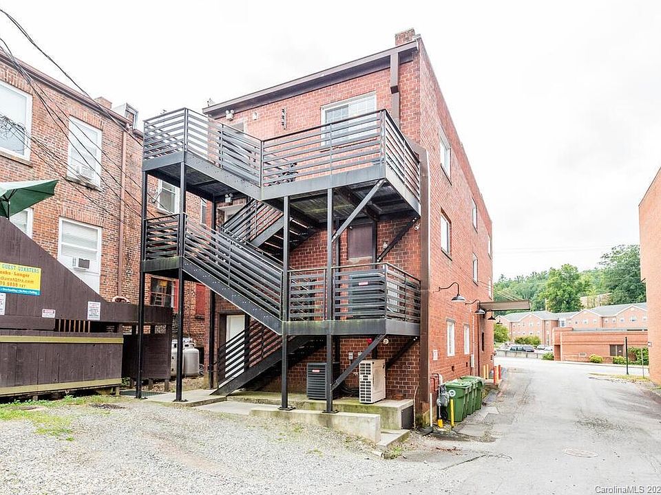 Entrance to apartment