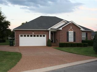 174 Abbey Rd, Gallatin, TN 37066