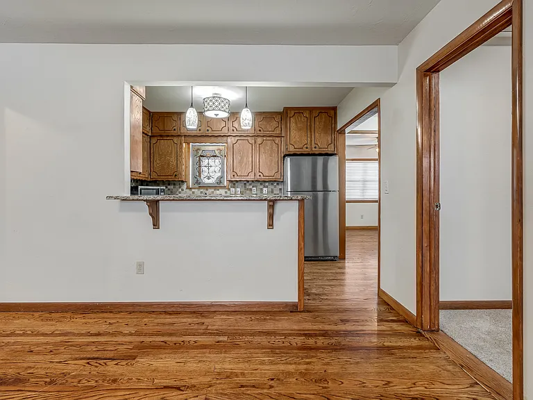 4701 N Peniel Ave — Photo 11