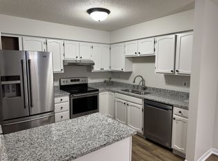 4104 S Meadowlark Rd #1, Saint Paul, MN 55122