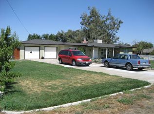 3319 Pioneer Rd, Hughson, CA 95326