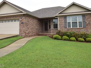 198 Brock Cir, Saraland, AL 36571