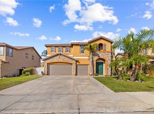 19814 Paso Robles Dr, Riverside, CA 92508