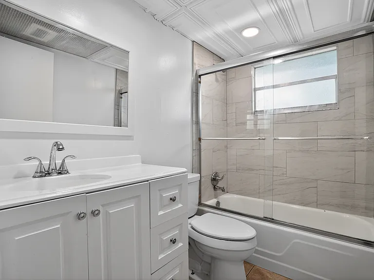 202 Bedford Trl — Photo 27