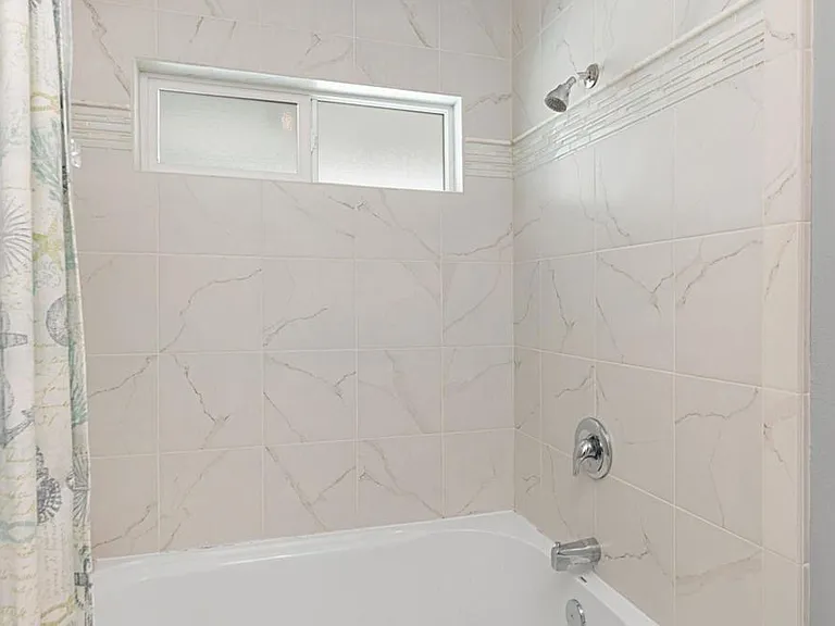 910 N Pacific St #31 — Photo 20