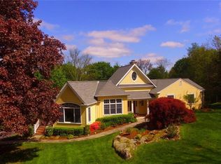 18 W Orchard Rd, Chappaqua, NY 10514