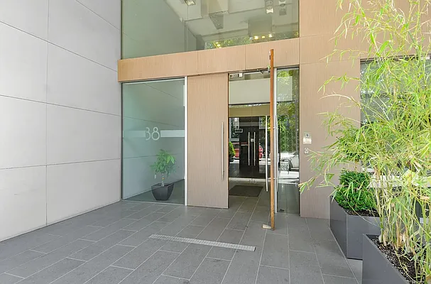 Rented by Compass | media 16