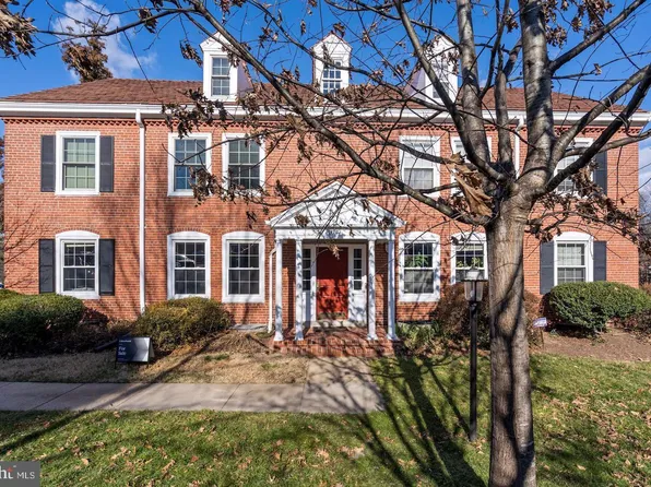3201 S Stafford St APT A1, Arlington, VA 22206