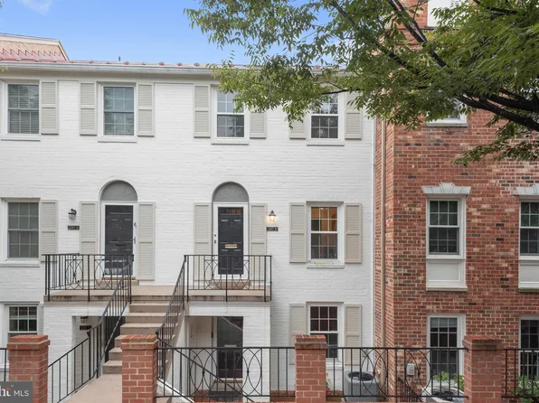 3287 Sutton Pl NW APT B, Washington, DC 20016