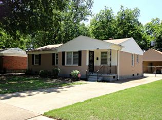 1511 Ivy Rd, Memphis, TN 38117