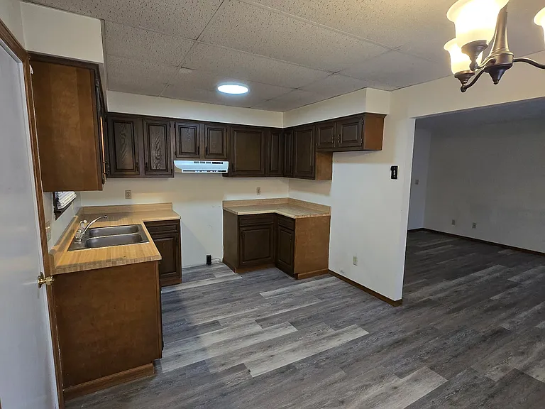 823 Vine Rd #1 — Photo 2