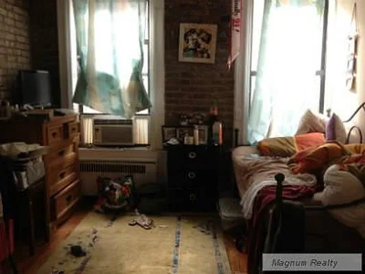 Rented by Magnum Realty Holdings, LLC | media 15