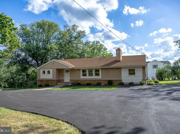 1870 Bristol Rd, Churchville, PA 18966