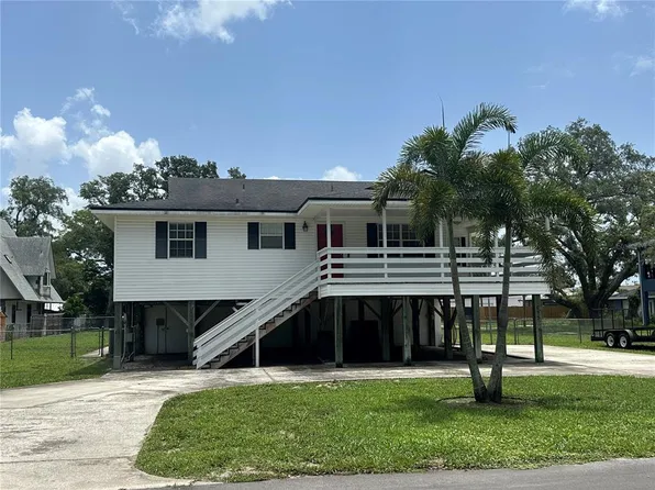 12055 Murray Ave, Seminole, FL 33778
