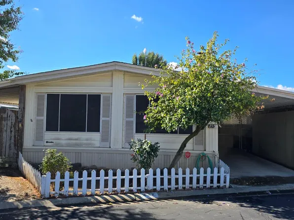 9360 N Blackstone Ave Space 237, Fresno, CA 93720