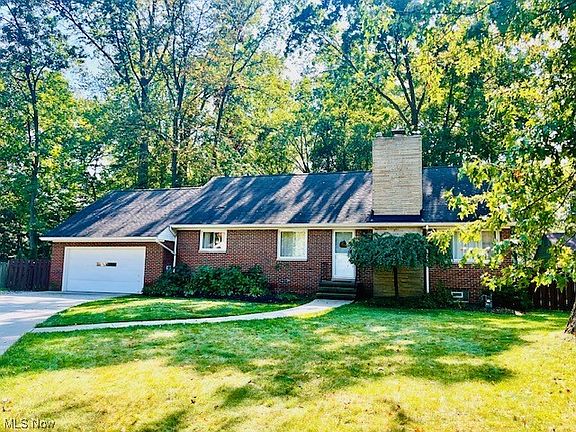 2nd image of 24117 Beech Ln