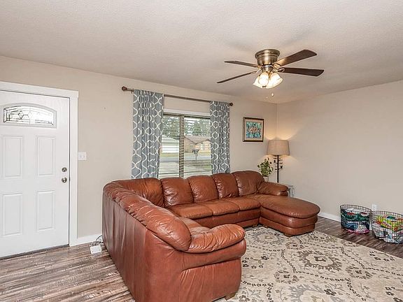 4th image of 2431 Inda Ave