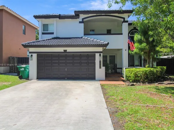 8490 SW 199th St, Cutler Bay, FL 33189
