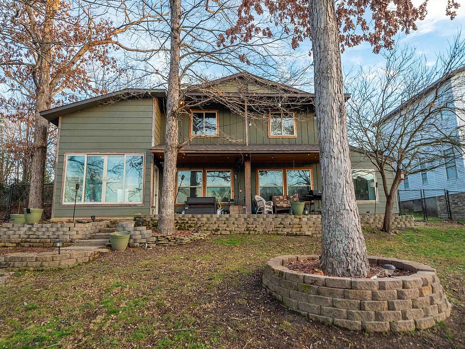 1st image of 111 Loveless Ln