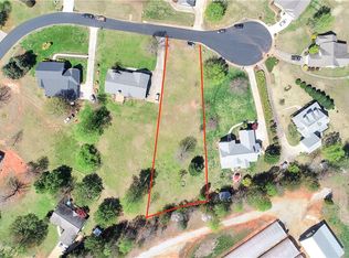 114 Falcons View Ct, Walhalla, SC 29691