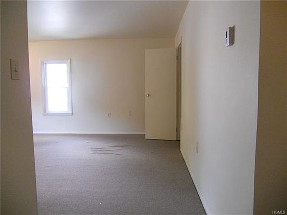 3rd image of 60 Church St APT 4