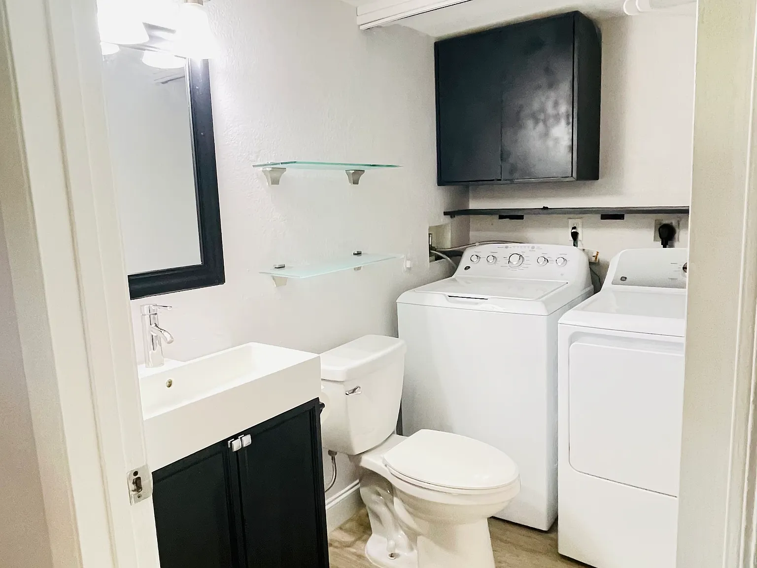 2 bed, 1302 sqft, $2,650 — Photo 4