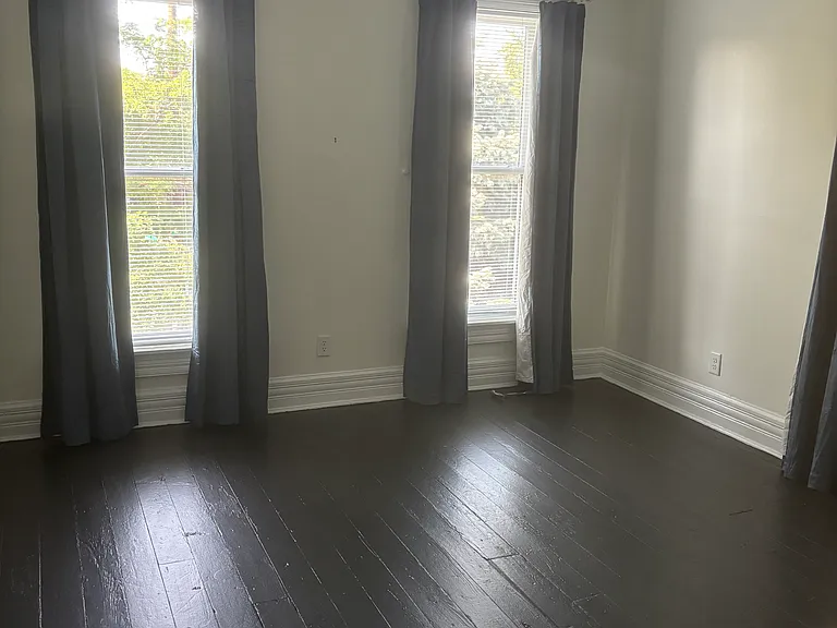 226 W 2nd Ave — Photo 11