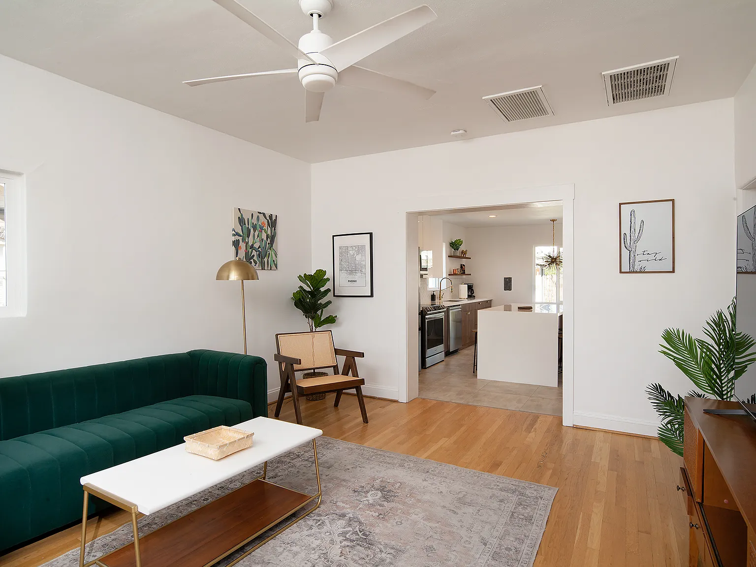 2333 N Edgemere St — Photo 4