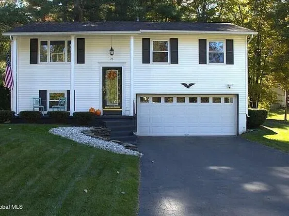 23 Whipple Tree Road Drive, Ballston Spa, NY 12020