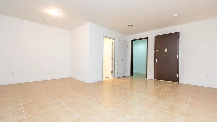 Rented by Nooklyn NYC LLC | media 60