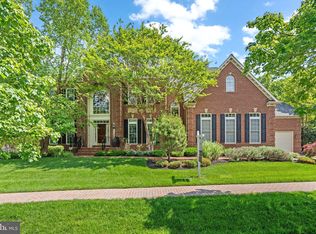 11209 Greenbriar Preserve Ln, Potomac, MD 20854