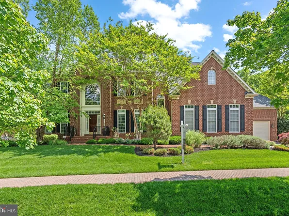 11209 Greenbriar Preserve Ln, Potomac, MD 20854