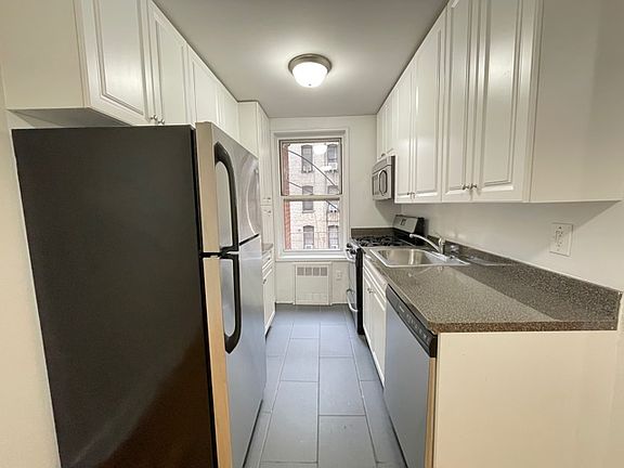 2nd image of 350 Sterling St APT 1A
