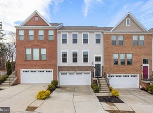 203 Natural Ter SW, Leesburg, VA 20175