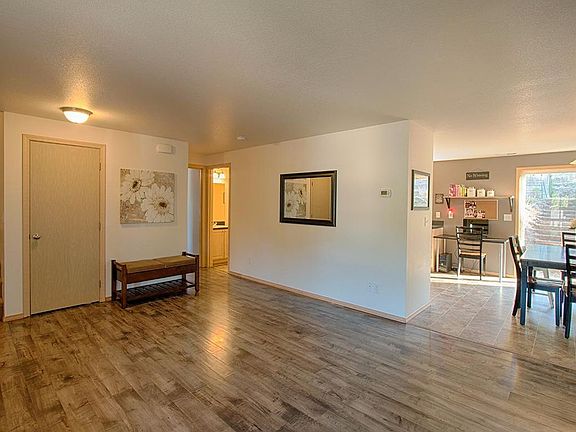 4th image of 1219 N 6th Ave