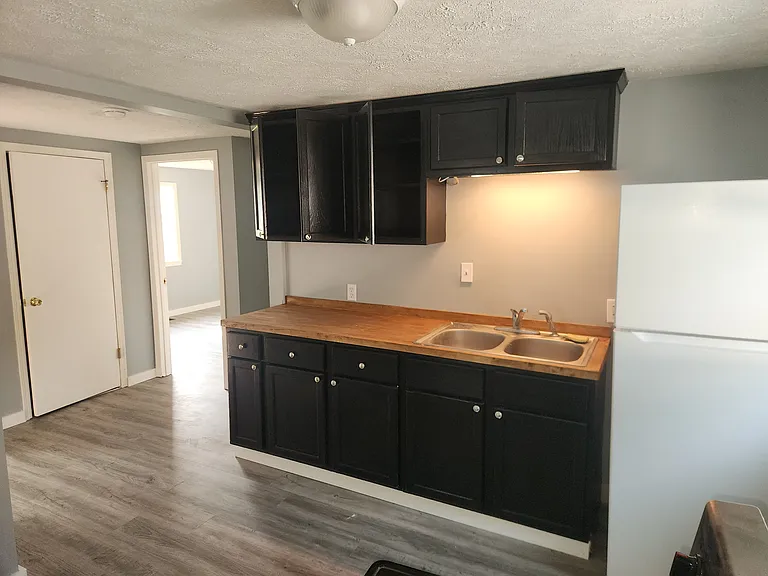 2316 H Ave — Photo 3