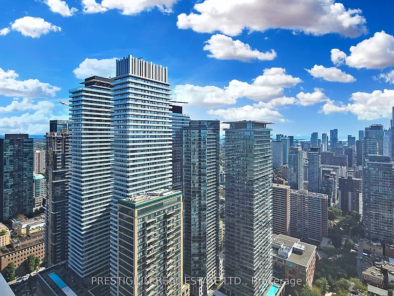 1 Bloor St E #4204 — Photo 39